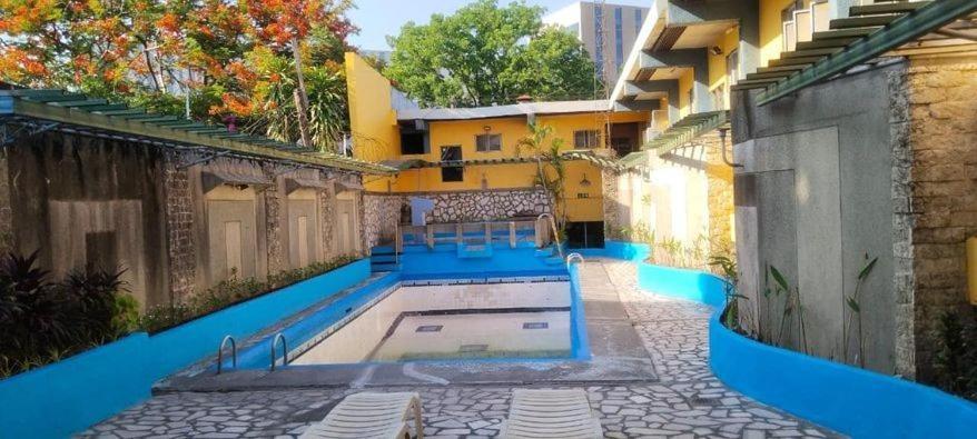 2 Hotel Saleh Angeles Exterior foto